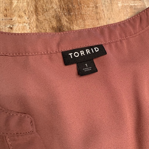 Never worn Torrid dress top size 1 - Picture 2 of 2
